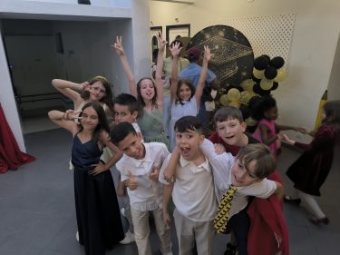 Água, Raízes e um Baile de Encantar: Um Mês Para Guardar no Coração